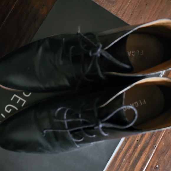 Pegabo Dress Boot - Picture 3 of 3